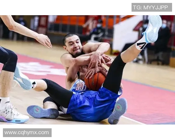 福建男篮对决新疆飞虎争夺篮球赛季关键胜利的精彩瞬间与战术分析